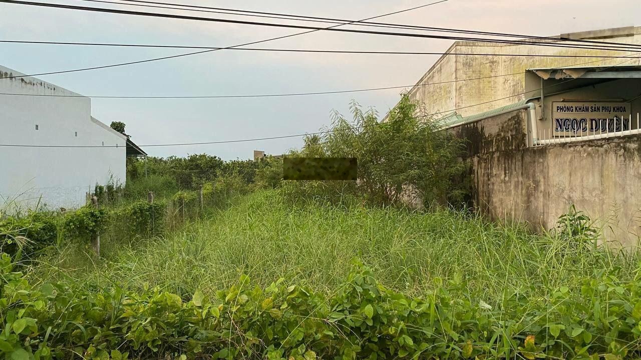 Bán đất mặt tiền đường nhựa 90b thổ cư khu dân cư đông đúc