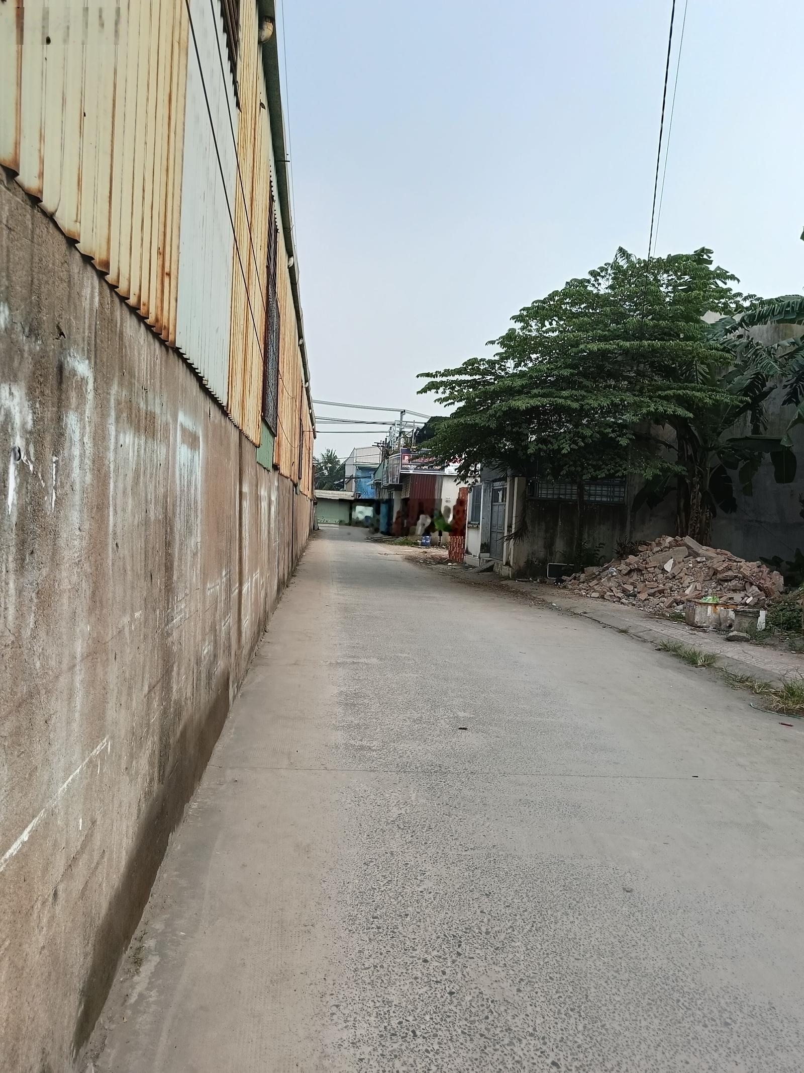 Bán nhà trọ 5x19m ngay chợ Bà Lát, thu nhập 8tr/tháng