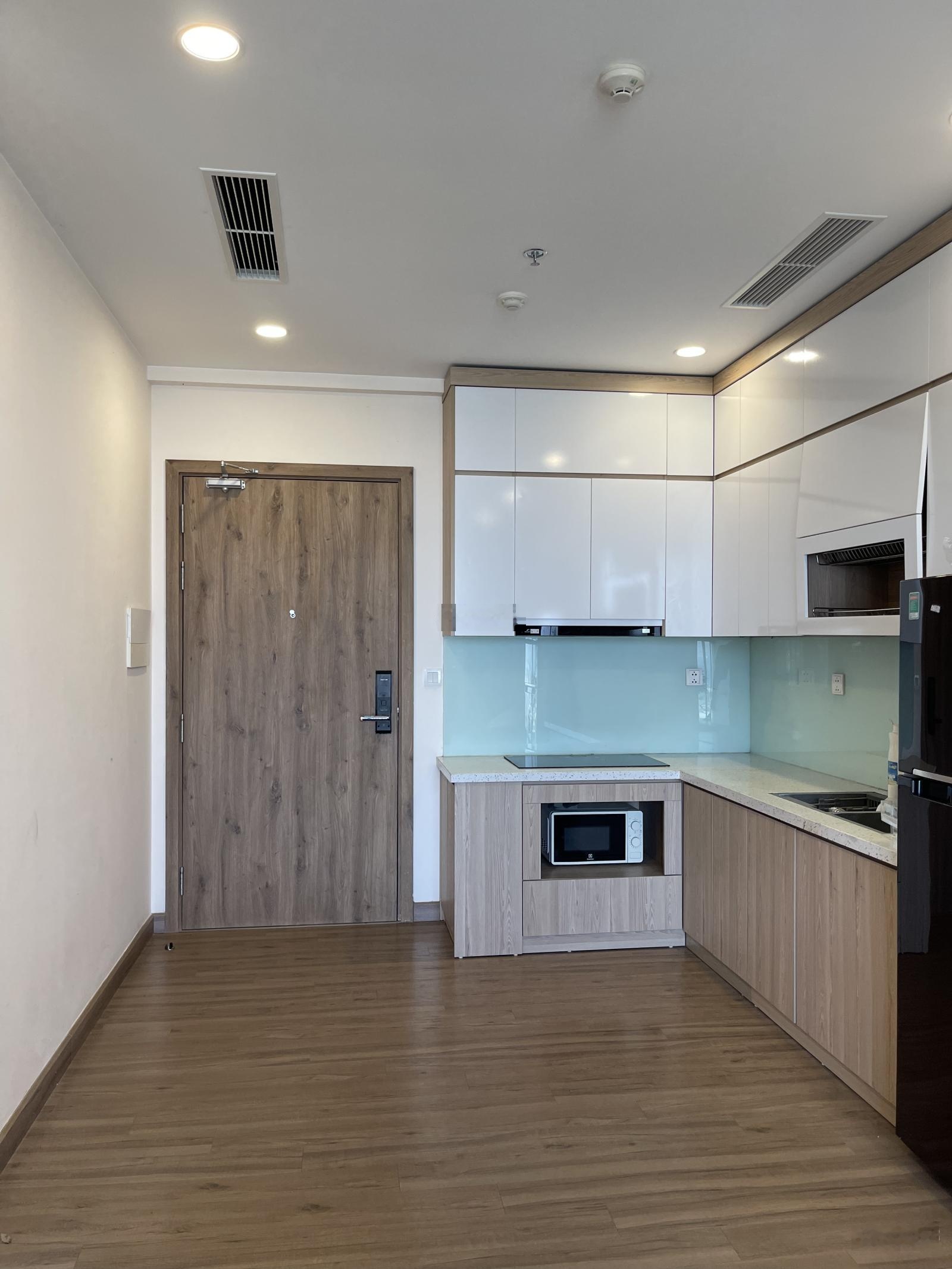 Chính chủ bán căn 2 p ngủ 1vs toà SP Skyoasis view nhà phố giá 3.9 tỷ có hỗ trợ khách vay ngân hàng