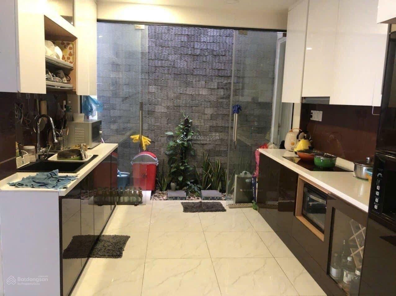 Bán Nhà mặt phố Hàm Nghi, 180 tỷ, 145m2, Q1, HCM