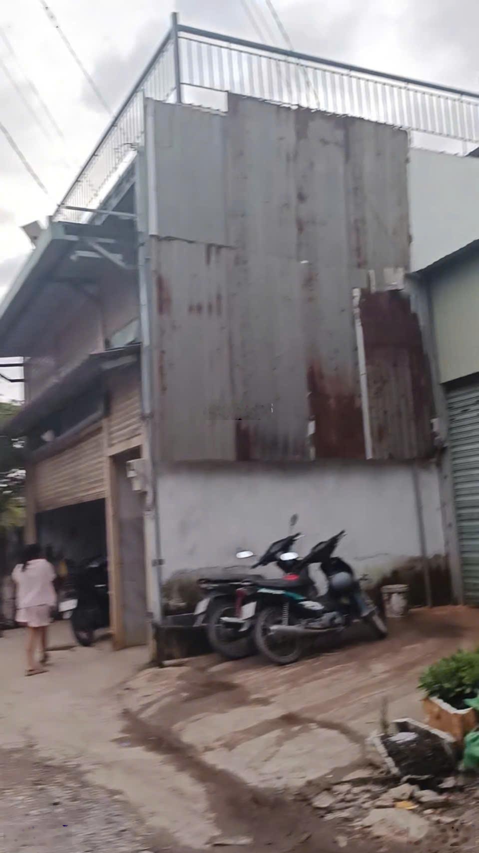 bán lô đất mặt tiền đường 152, dt 154m2, có 140m2 thổ cư, xã Bình Mỹ.