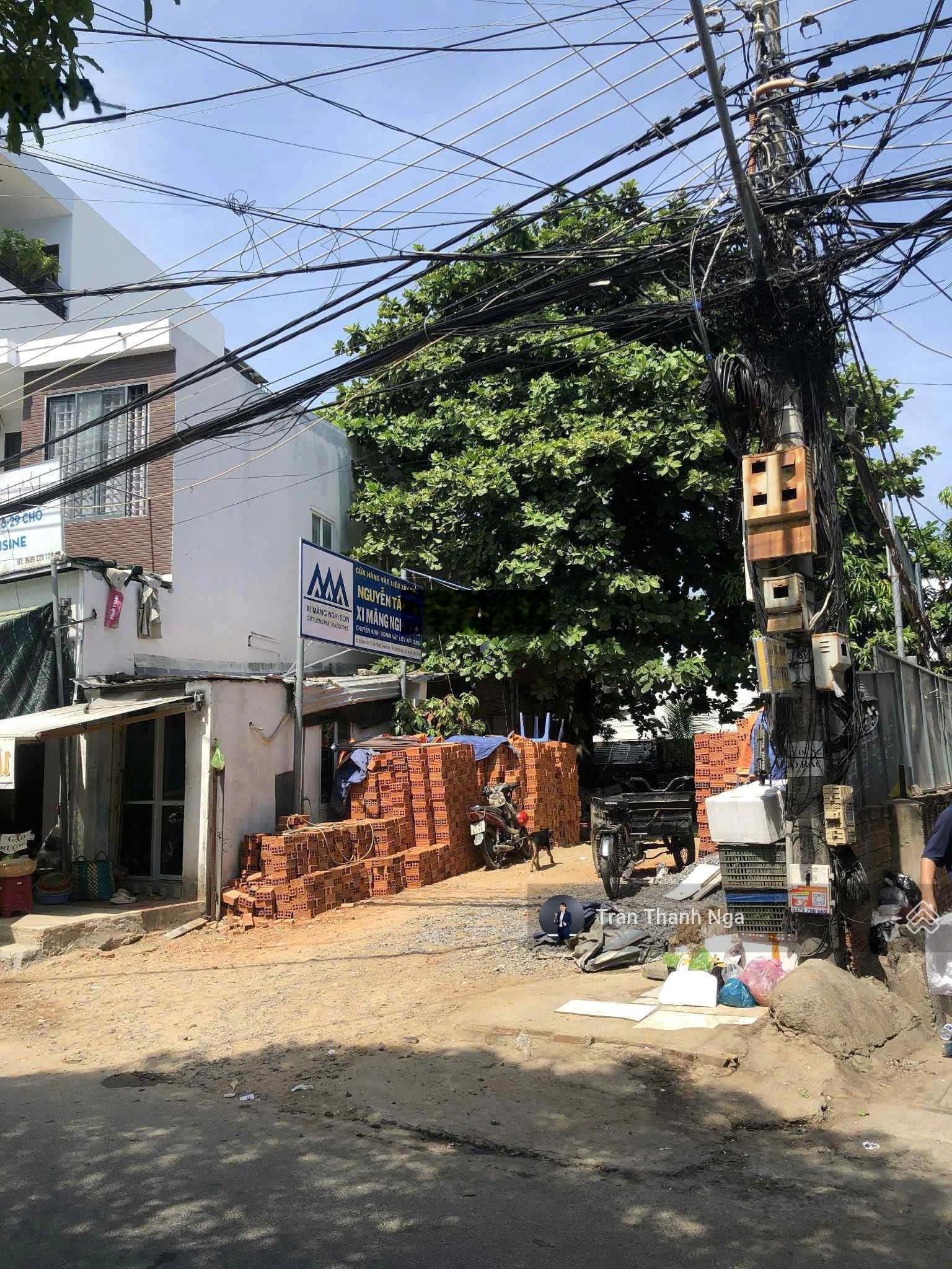 Còn sót lại lô đất diện tích lớn 239m2, đường ô tô, 3 mặt thoáng kinh doanh tốt - giá chỉ 19 tỷ