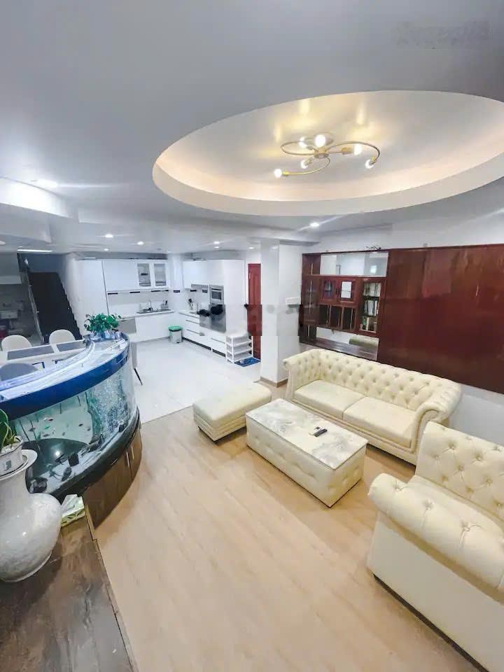 Cho thuê CC tại Oriental Plaza, 16 triệu VND, 100m2, 3PN, 2WC, Tân Phú, HCM