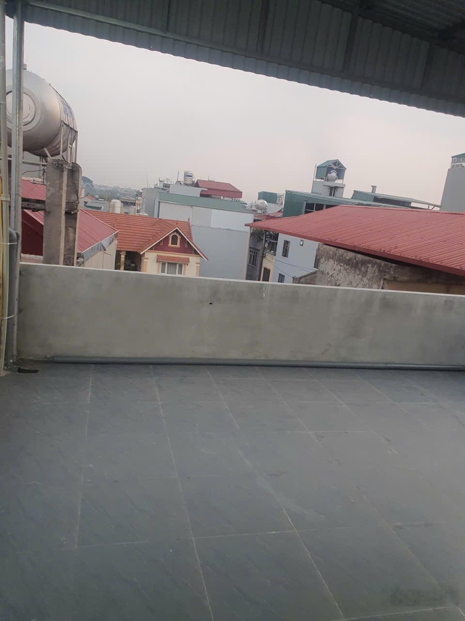 Nhà đẹp Tựu Liệt, 58m2, 5 tầng, full nội thất, ô tô đỗ cổng, sát phố, 9.8 tỷ