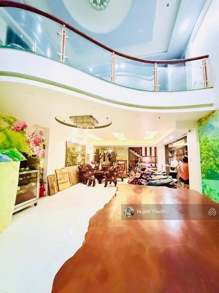 Biệt thự mini 5 Tầng có thang máy, Căn góc 5,8X17M, HXH Quang Trung chỉ 13.9 tỷ TL