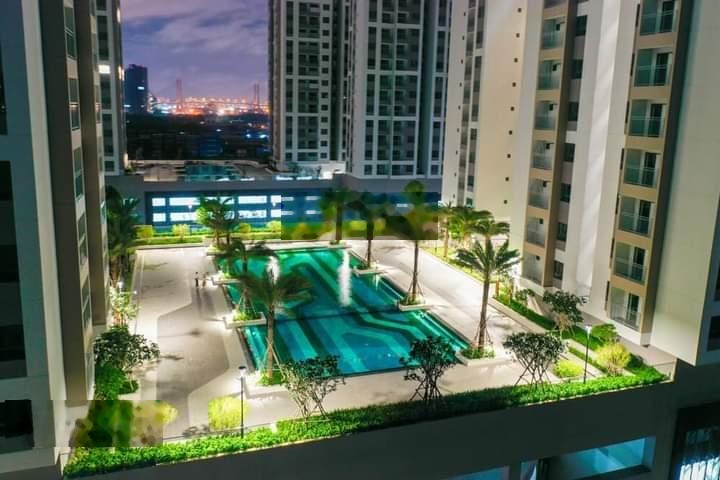 Chuyên nhận ký gửi mua bán ch q7 sài gòn riverside số 4 đào trí nhà mới ở ngay lh 0908207092