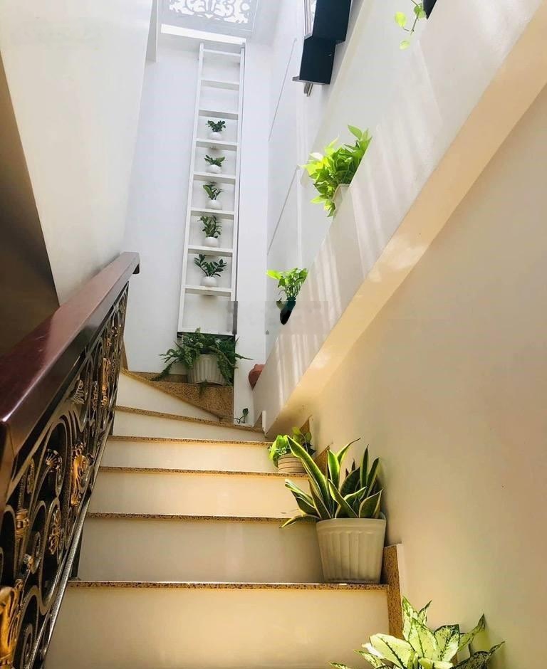 Mặt tiền kinh doanh Bùi Thị Xuân P.1 Tân Bình ngang 4m 5.5 tỷ