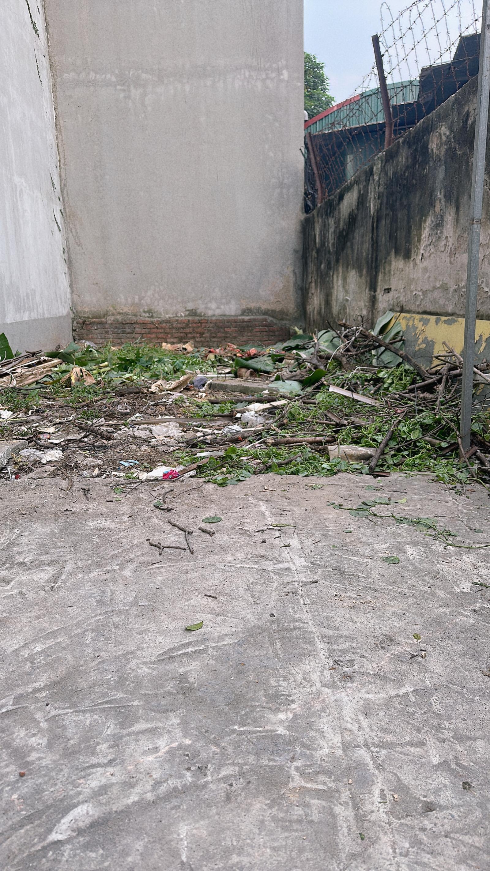 Chính chủ cần tiền bán gấp mảnh đất nở hậu