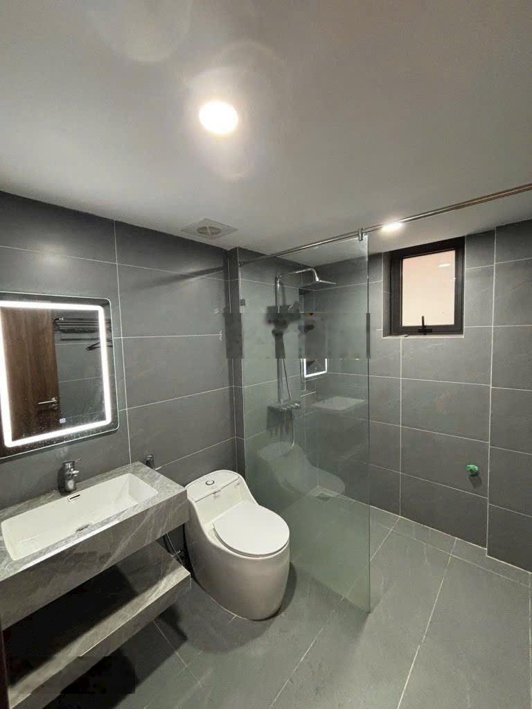 Bán nhà Hoàng Hoa Thám - Ba Đình - Ô tô vào nhà, cách một nhà ra mặt phố, nhà đẹp ở luôn