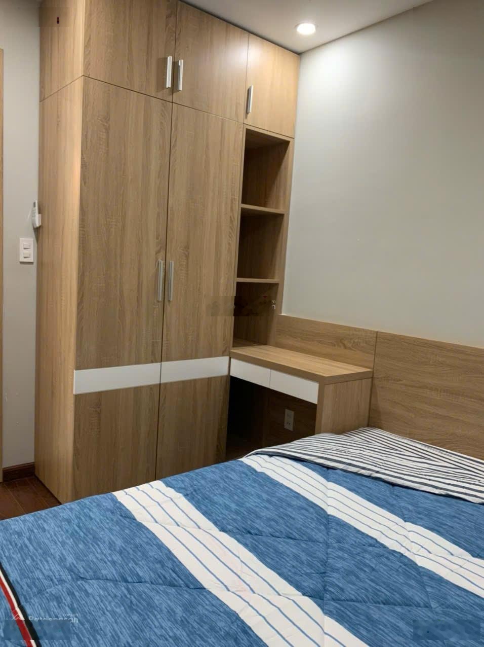 Cho thuê căn hộ Scenic Valley 1. 71 m2, 2PN view đẹp, giá 21 triệu VND (bao VAT).