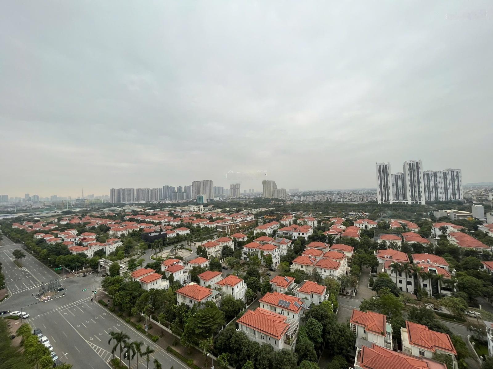 Chính chủ cần bán gấp căn 150m2 đã thiết kế, ban công Đông Nam siêu thoáng