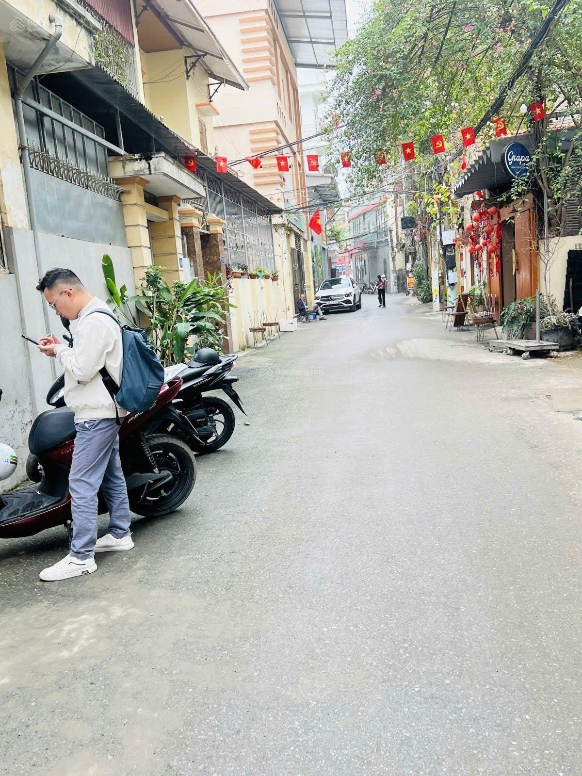 Bán gấp nhà riêng 30m2 tại Thượng Hội, Đan Phượng, Hà Nội giá 4,65 tỷ VND