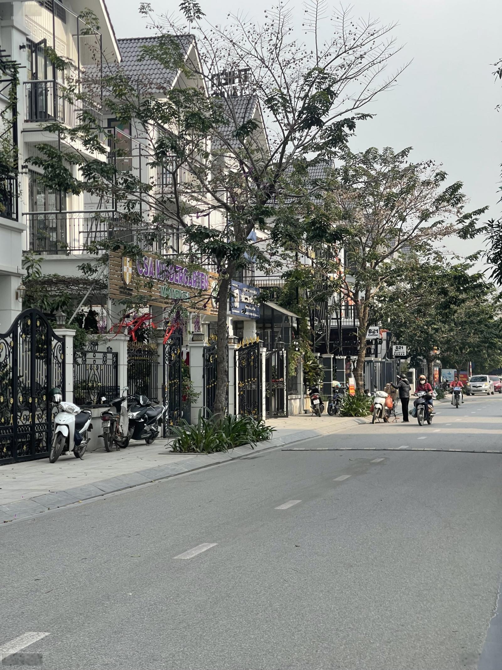 Chính chủ bán gấp BT đẹp Hateco Apolo, Nam Từ Liêm. 180m2, 5 tầng, MT 10m. View hồ, hơn 60 tỷ