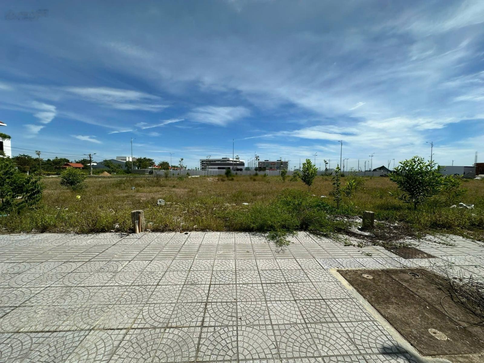 Chính chủ cần bán gấp đất giá rẻ -110m2 Hương Thủy Huế chỉ với 3 tỷ 460