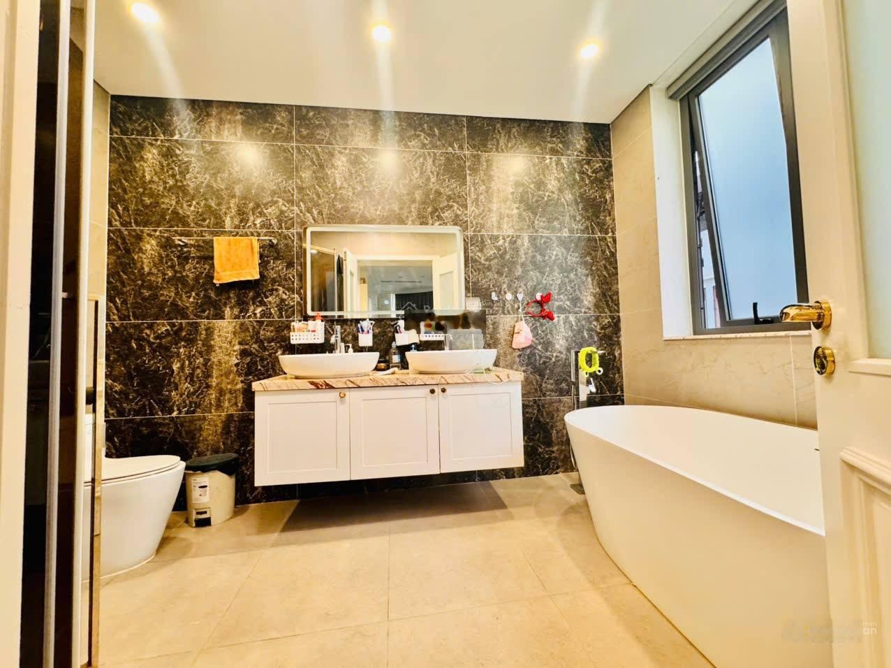 Bán nhà Lô góc Phân lô liền kề KĐT Văn Quán- Chiến Thắng- 80m2- 6 tầng thang máy giá nhỉnh 31 tỷ