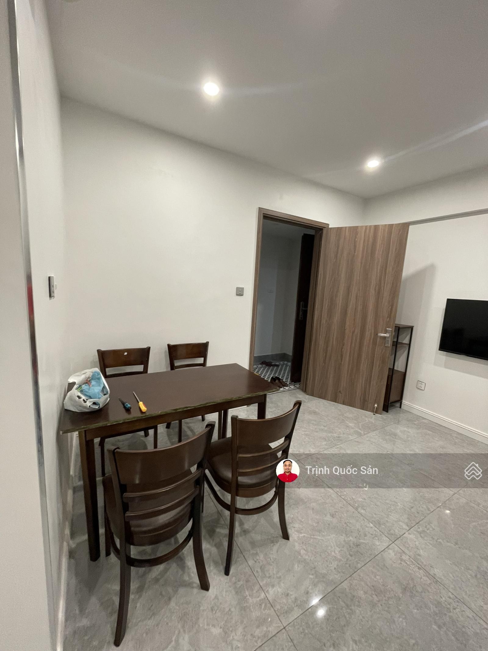 Cho thuê N09B2 Thành Thái, căn 1 ngủ, 35m2, full đồ, 9 triệu. LH 0971342965