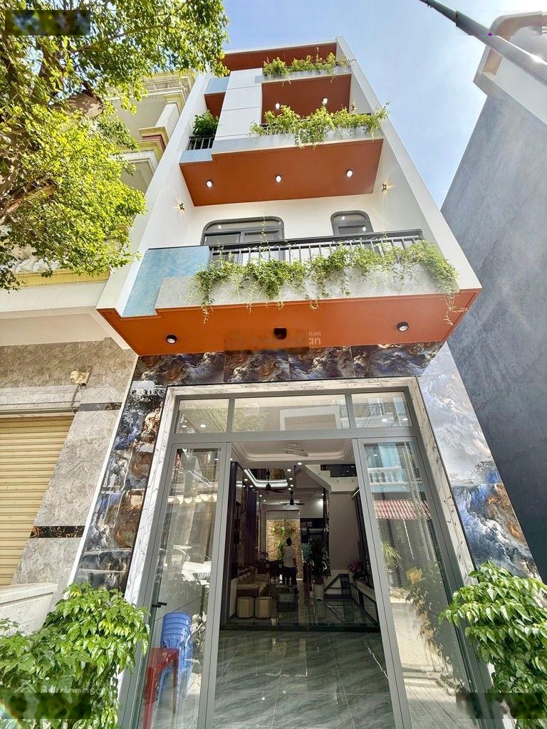 Bán nhà 3 tầng tại ĐT 743, An Phú, Thuận An, Bình Dương, giá tốt 5,7 tỷ, 102m2