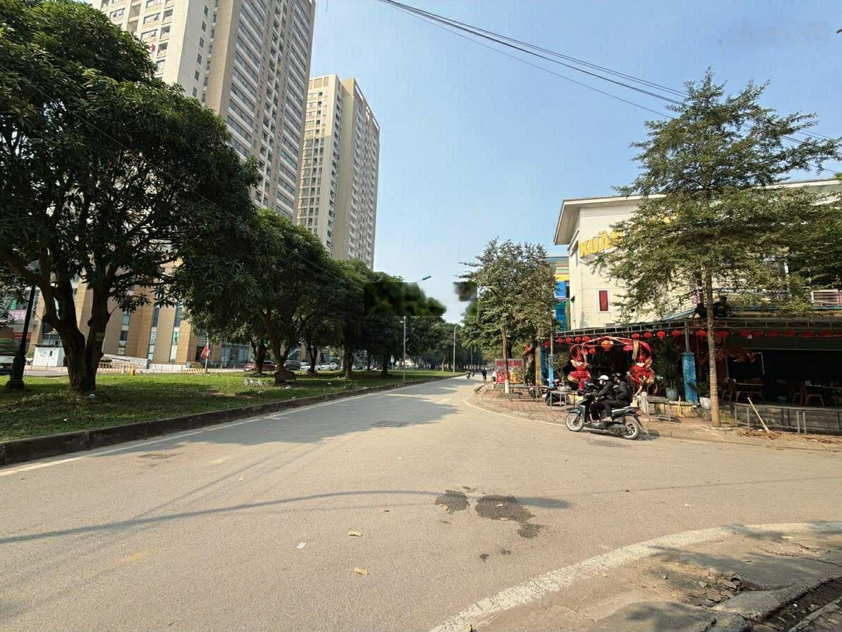 Chính chủ căn biệt thự tân tây đô 250m - 29tỷ - kinh doanh - vỉa hè - oto tránh