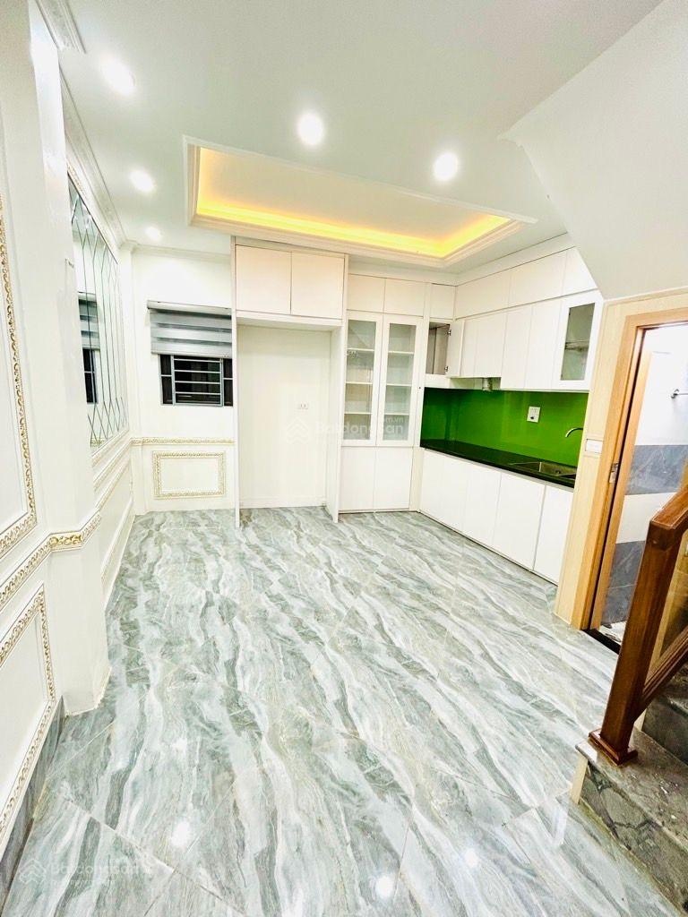 Bán nhà tại Vĩnh Hưng - Hoàng Mai - Hà Nội -giá tốt 6,8 tỷ - 6 phòng ngủ - Full nội thất