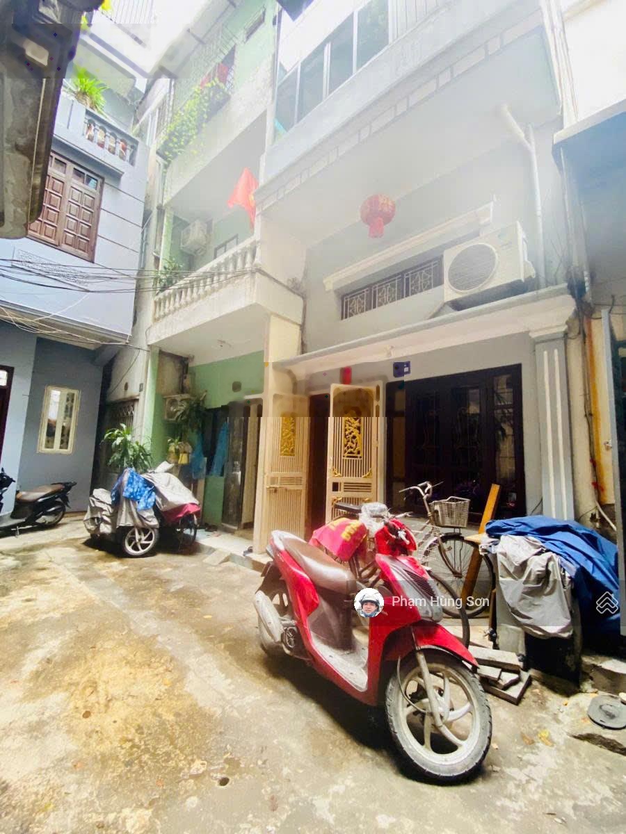 Bán gấp nhà 30m2 tại Nguyễn Lương Bằng- Đống Đa, 50m ra phố chỉ 6,6 tỷ