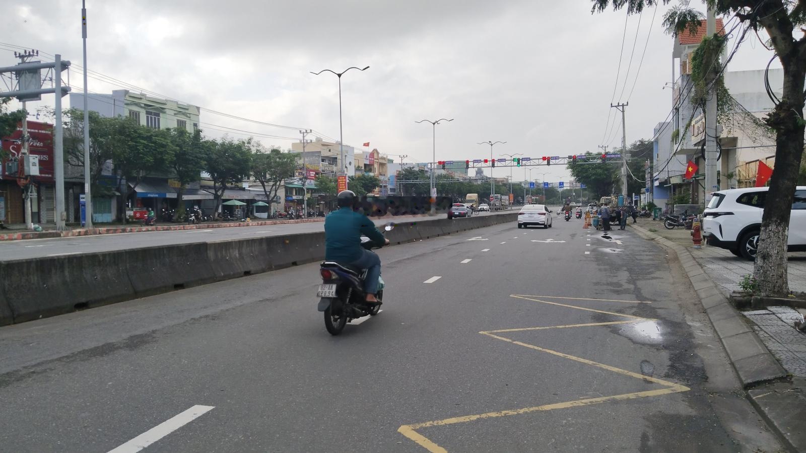 Bán góc 2 mặt tiền đường to Ngô Quyền, Sơn Trà, Mân Thái