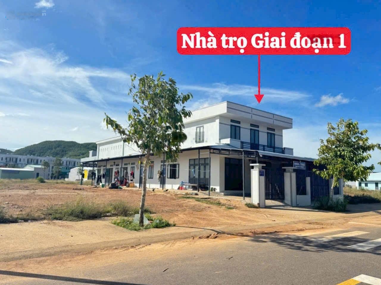 Cần bán đất mặt tiền đường 16m, thích hợp kinh doanh, xây trọ nằm trong KCN Vsip