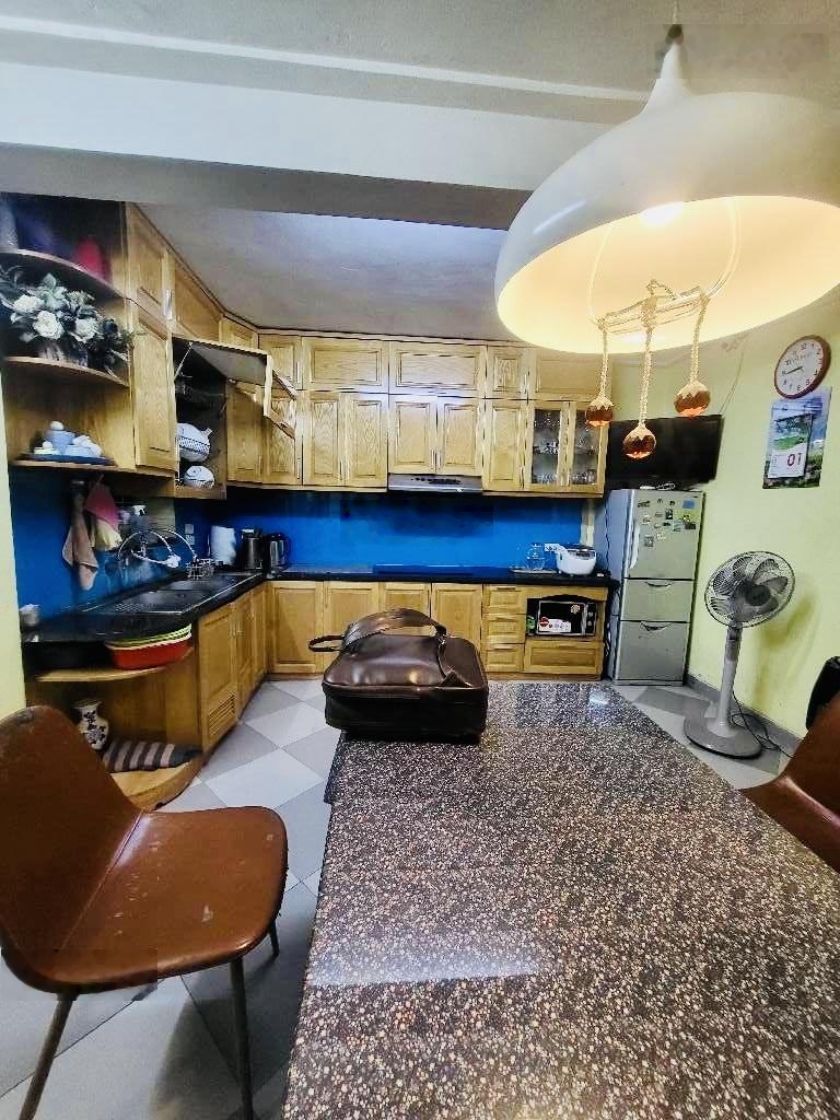 Dân xây-gần ôtô-mặt tiền rộng-3 bước ra phố-an cư đỉnh-quan thánh 30mmt 4,5m 7,98 tỷ