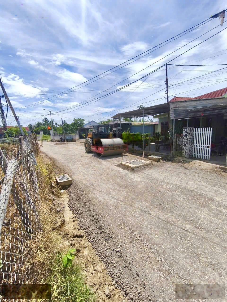 Cần bán lô đất thổ cư cực đẹp mặt đường lạc hoà, xã diên lạc, vị trí kinh doanh tốt, sđt 0931897111