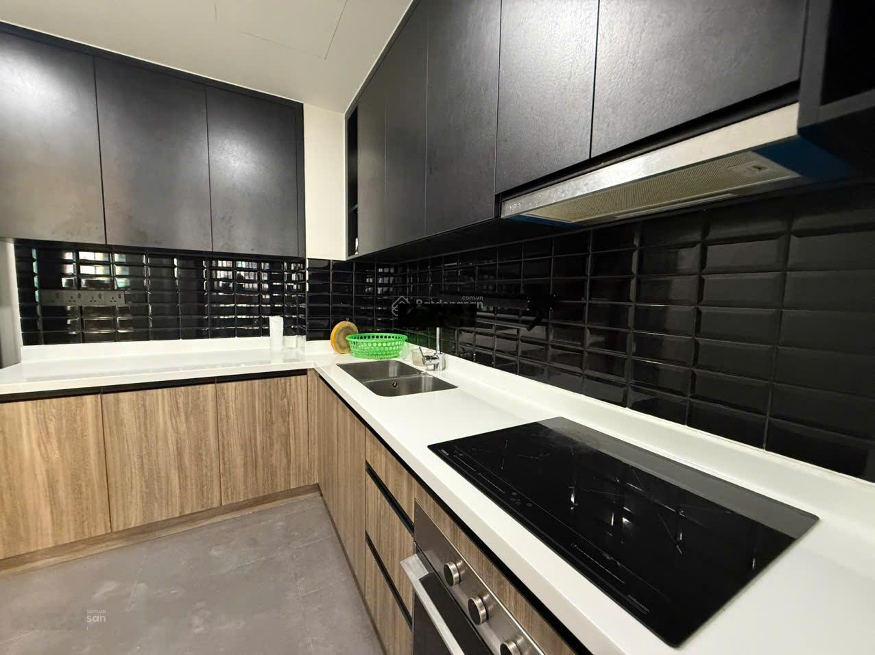 Thuê De Lasol 2PN2WC 82m2 mới 100% view sông thoáng -Bến Vân Đồn Quận 4 sát cầu basol 0775 924 ***