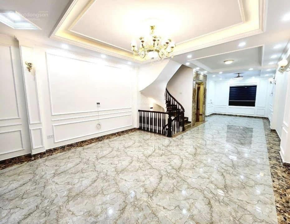 Rất đẹp. Phố Doãn Kế Thiện 65m2 x 5T Thang máy - Ô TÔ - nhà mới. Giá 20.8 tỷ.