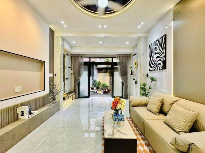 Kẹt tiền bán gấp nhà 55m2 đường Hoàng Hoa Thám phường 5 Bình Thạnh, SHR HẺM XE HƠI