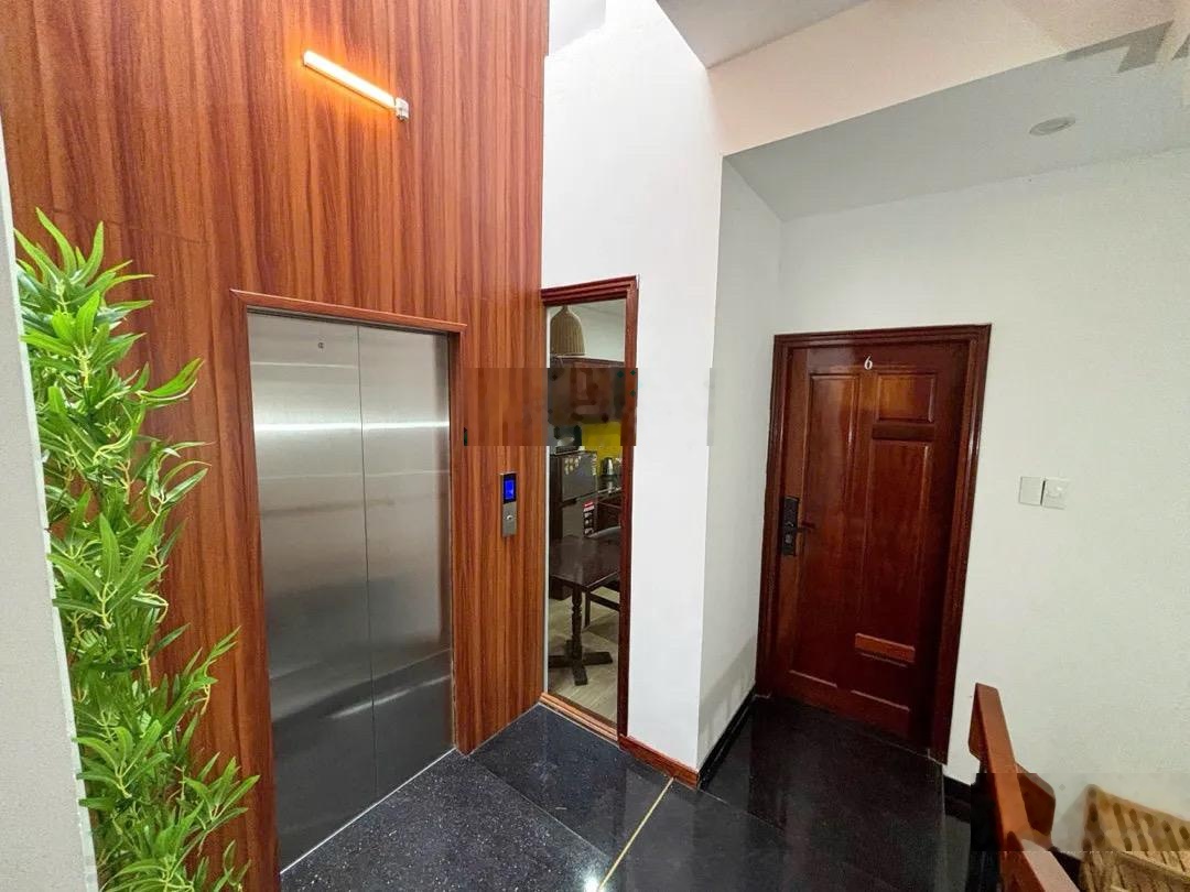 Bán toà căn hộ phố Thạch Lam, cách biển Mỹ Khê 300m, 4 tầng, doanh thu 52tr/th, khách quanh năm