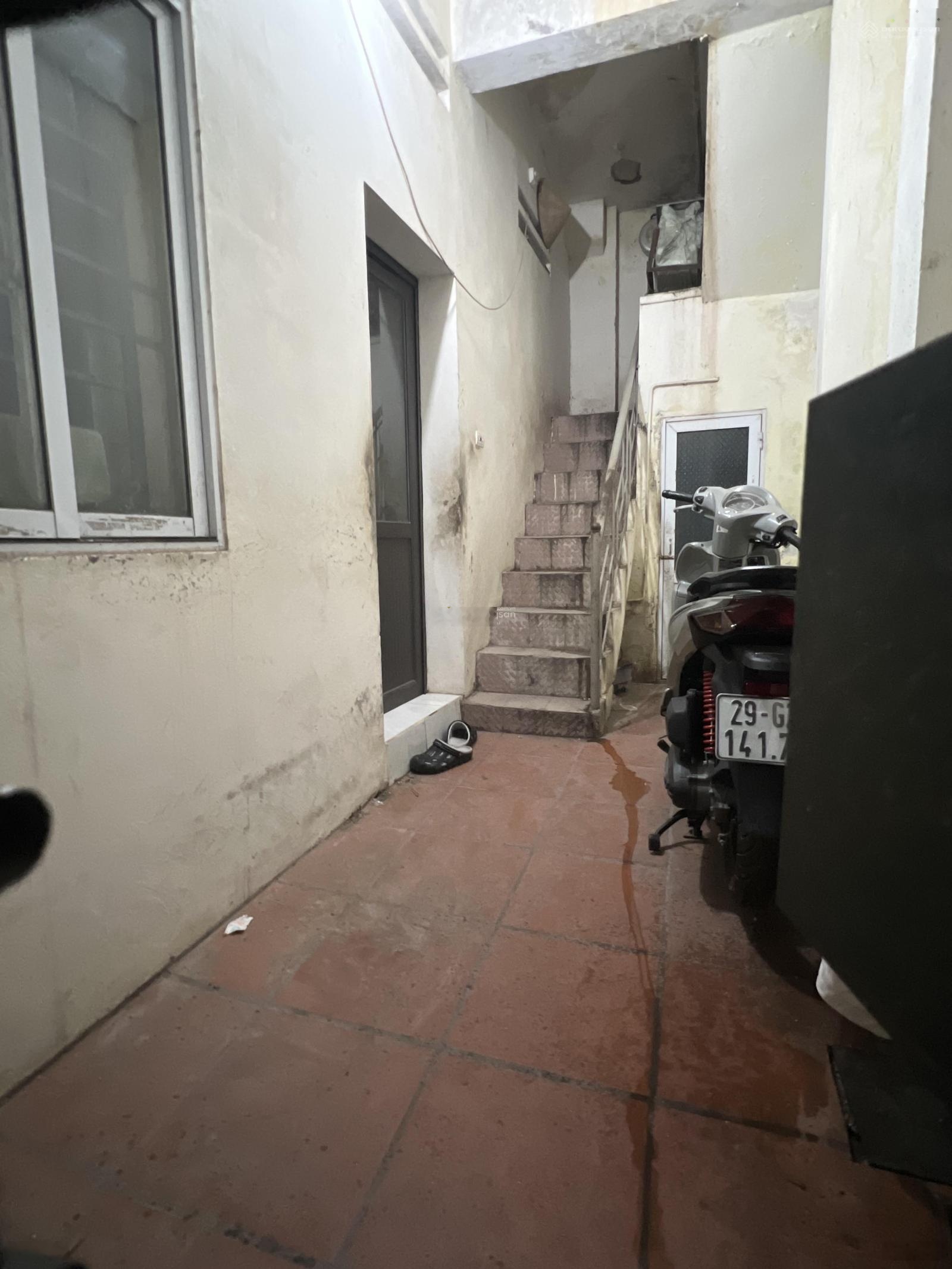 Cho thuê nhà riêng 45m, 2 tầng, gần Phố Khâm Thiên, Đống Đa, Hà Nội, giá 8 triệu