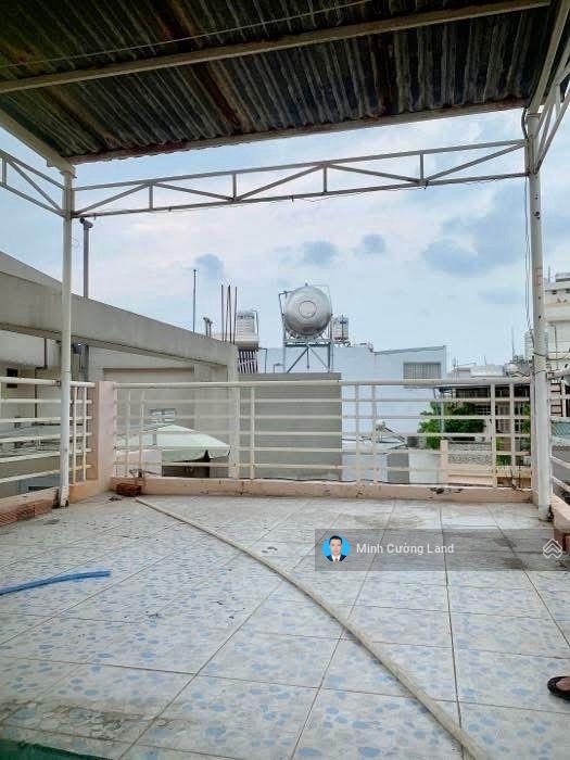 Hiếm, Bán nhà 5 Tầng ngay CMT8, Tân Bình, 3.5x5m, 3PN, Sát mặt tiền, Đất ở hiện hữu, Chỉ 3Tỷ TL