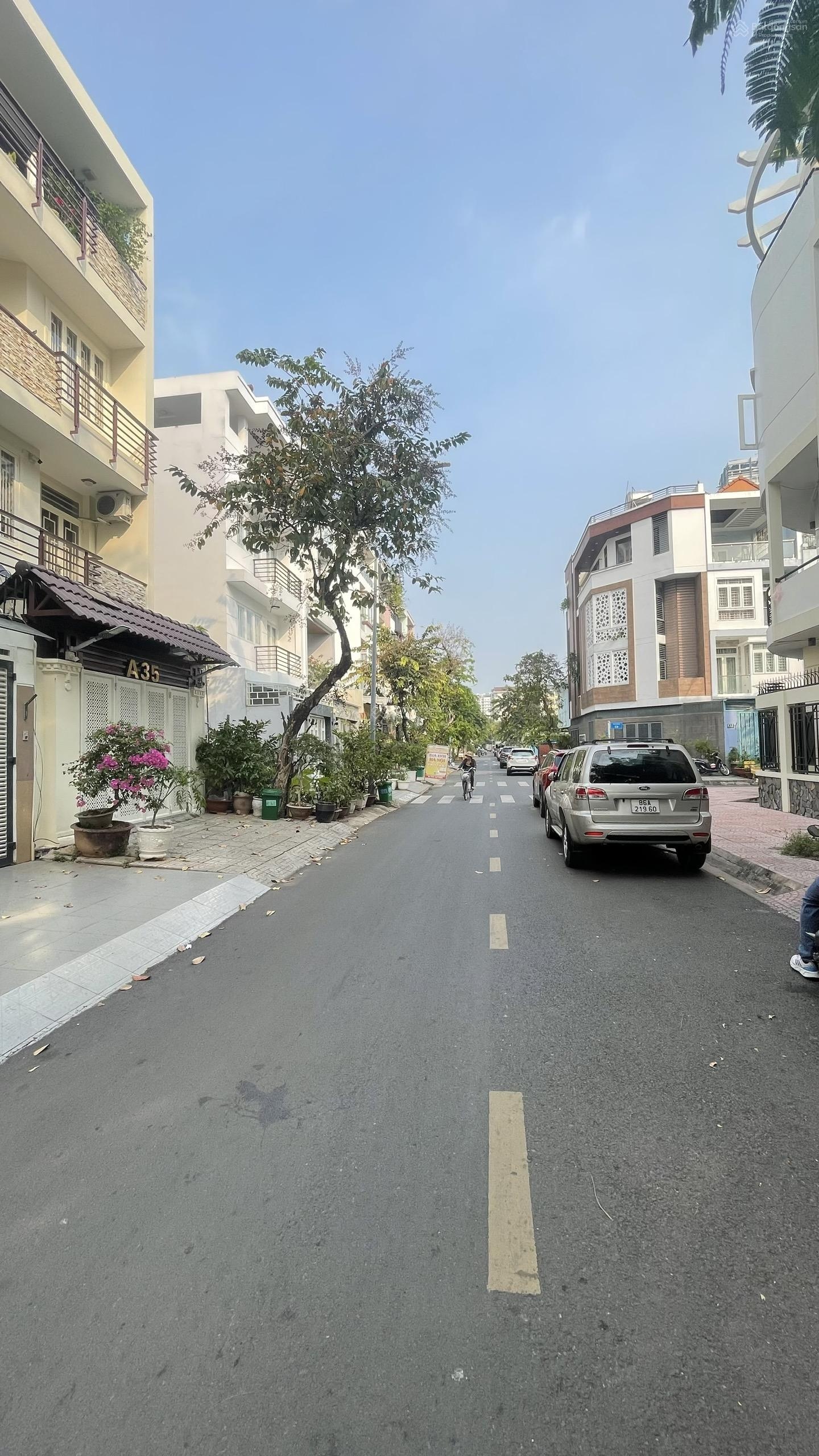 Chính chủ bán lô đất mặt tiền đường 37 lâm văn bền phường tân quy, quận 7