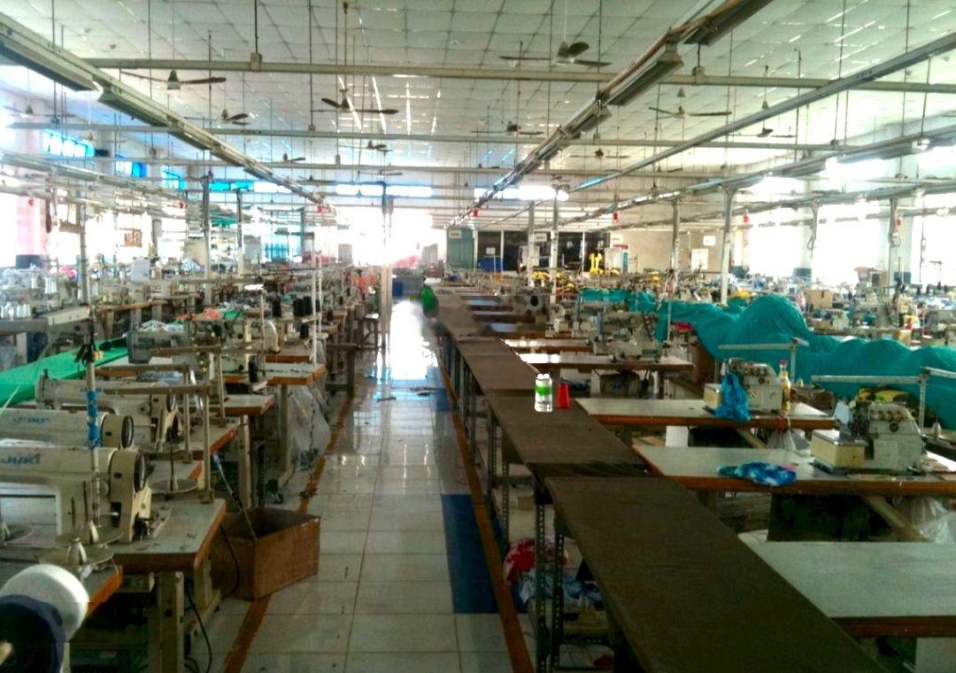 Xưởng hết hạn hợp đồng cần cho thuê lại DT 2200m2 giá 120 tr