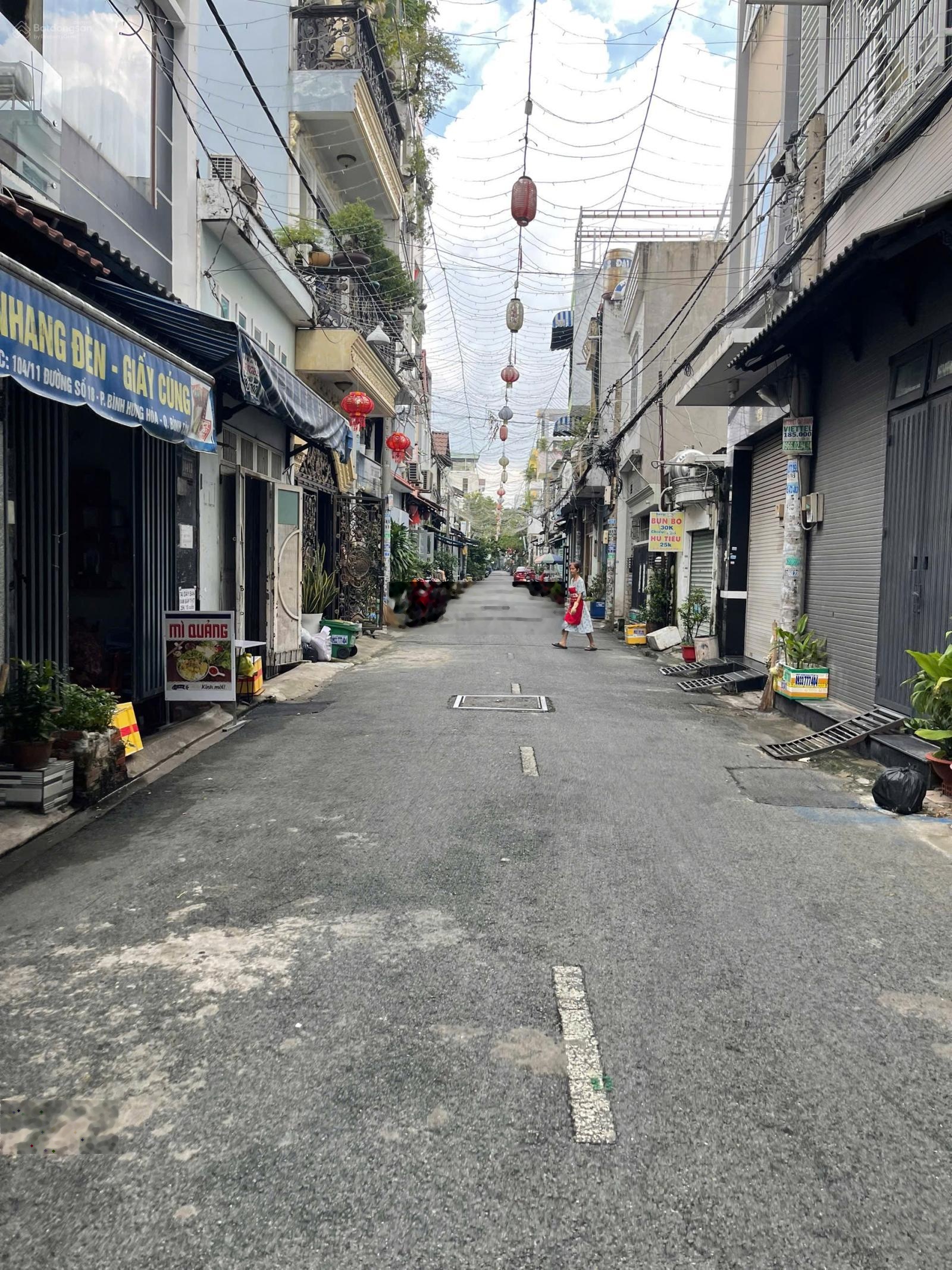 Nhà 4 x 10m đường nhựa 7m giá 4,6 tỷ thương lượng