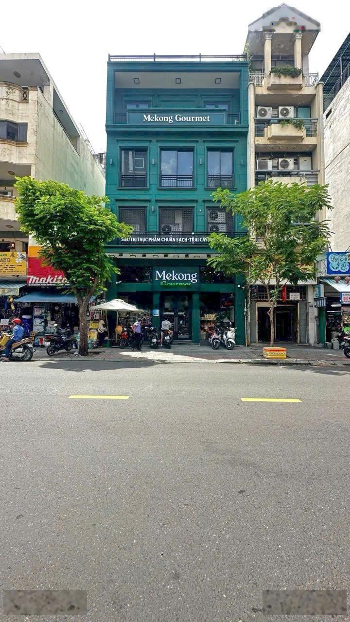 Giảm 9 Tỷ! MT Calmette Q1 8.1x19m CN 149m2 5 Tầng HĐT 270Tr - Cách Bến Thành 600m - Bán 171 Tỷ.