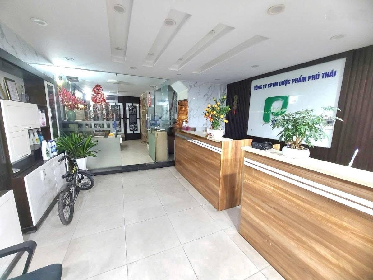 Bán toà văn phòng nguyễn khang 80m2, 7t thang máy, mt 5m - 41 tỷ - ôtô tránh, ở kết hợp kinh doanh