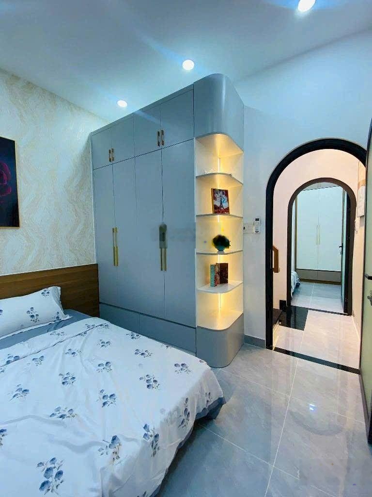 Siêu Hấp Dẫn Chủ Kẹt Tài Chính Bán Nhà Nguyễn Thị Tần Q8 28,6m2/2,25 Tỷ Còn Thương Lượng, 2PN Shr