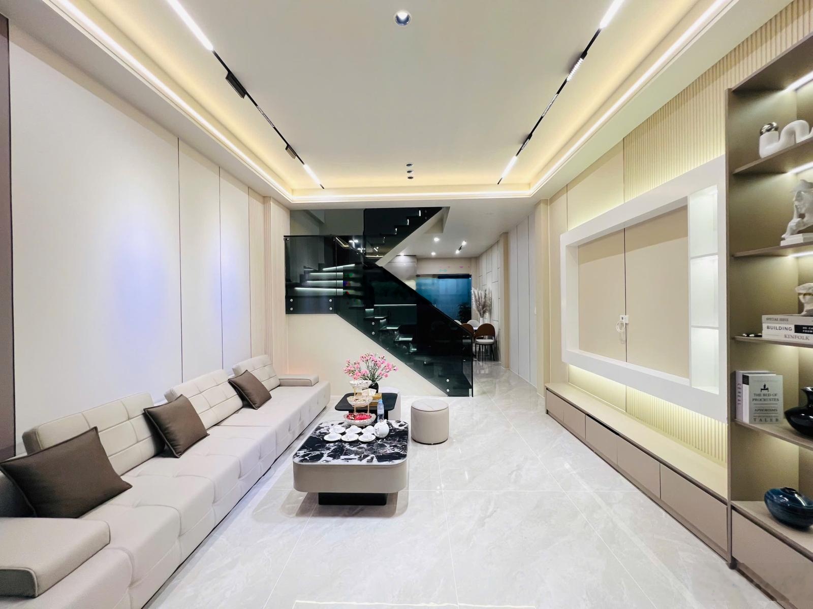 Spcc - bán nhà độc lập 4 tầng trung tâm nguyễn tường loan - lê chân -hp nhà xây mới, phong cách