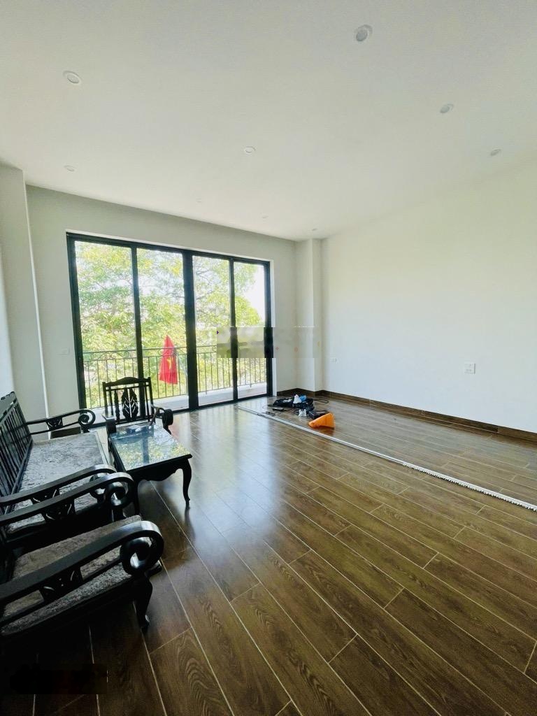 Rinh nhà mới bồ đề- đón tết- đón nhiều lộc mới tốt lành-lô góc-mặt phố-view hồ-oto trong nhà-