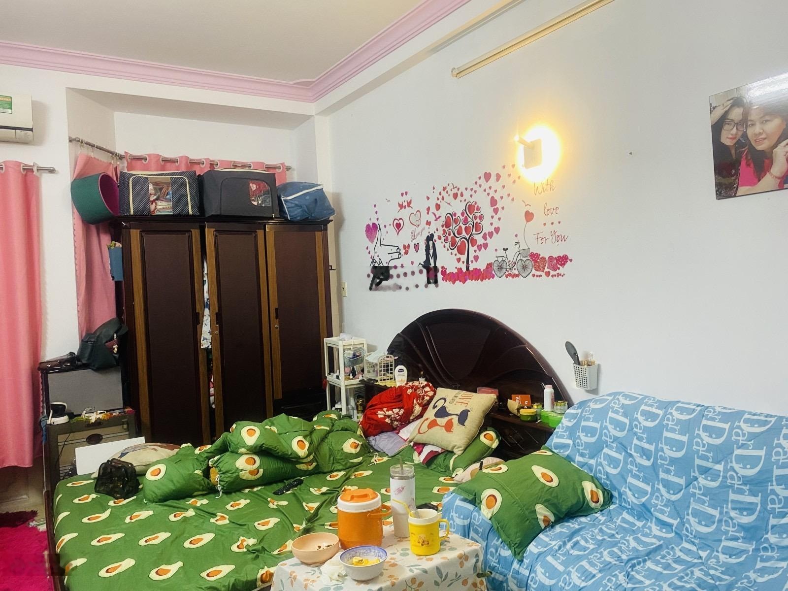 Tôn thất thuyết 4 tầng dt 3.9x13.8 - 4 phòng ngủ - chủ tâm huyết xây rất chắc chắn nhỉnh 5 tỷ