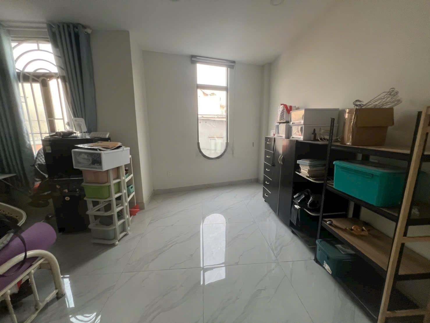 Bán nhà 2 lầu giá 6,7 tỷ phường Cát Lái TPHCM.