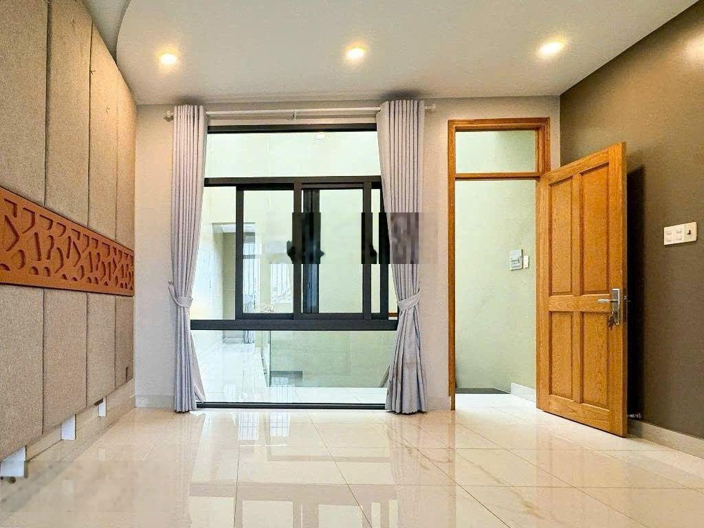 Cam kết nhà thật-xem ko đúng đền-bán nhà 4.5x25-3 tầng-hxh song hành quận 12- gần cầu tham lương