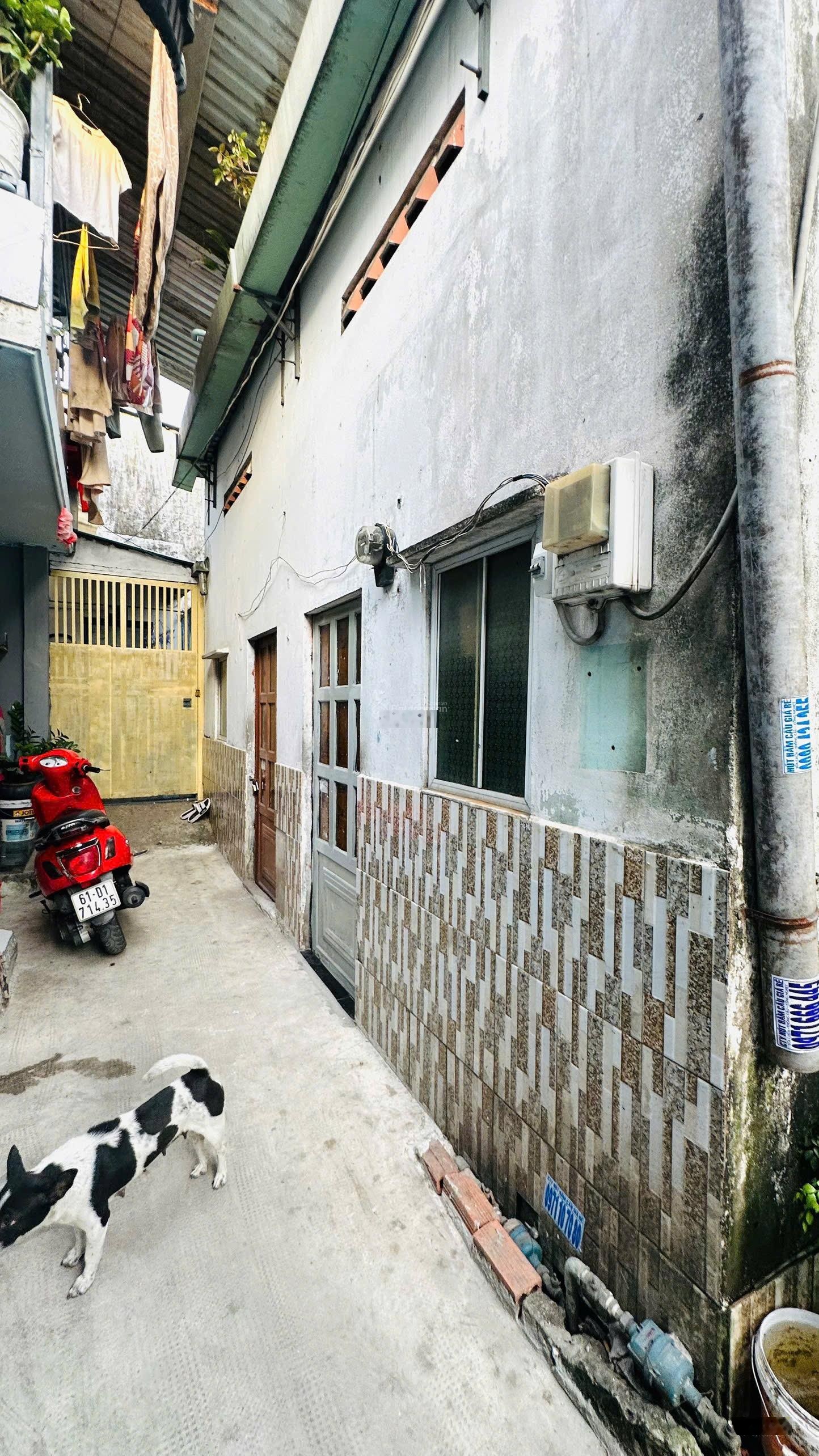 Nhà Đường 8,Linh Xuân,Thủ Đức,hẻm bagac Cách mt tầm 50m,Gần chợ Xuân Hiệp,sổ hồng,giá chỉ 2,3 tỷ