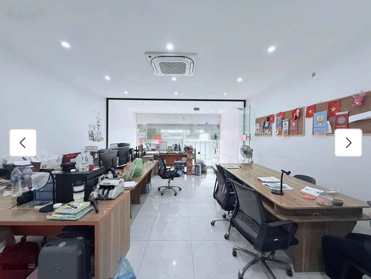 Cho thuê văn phòng Kiều Mai - Cầu Diễn 100m2 cực đẹp chỉ 11tr/tháng, liên hệ 0332017470
