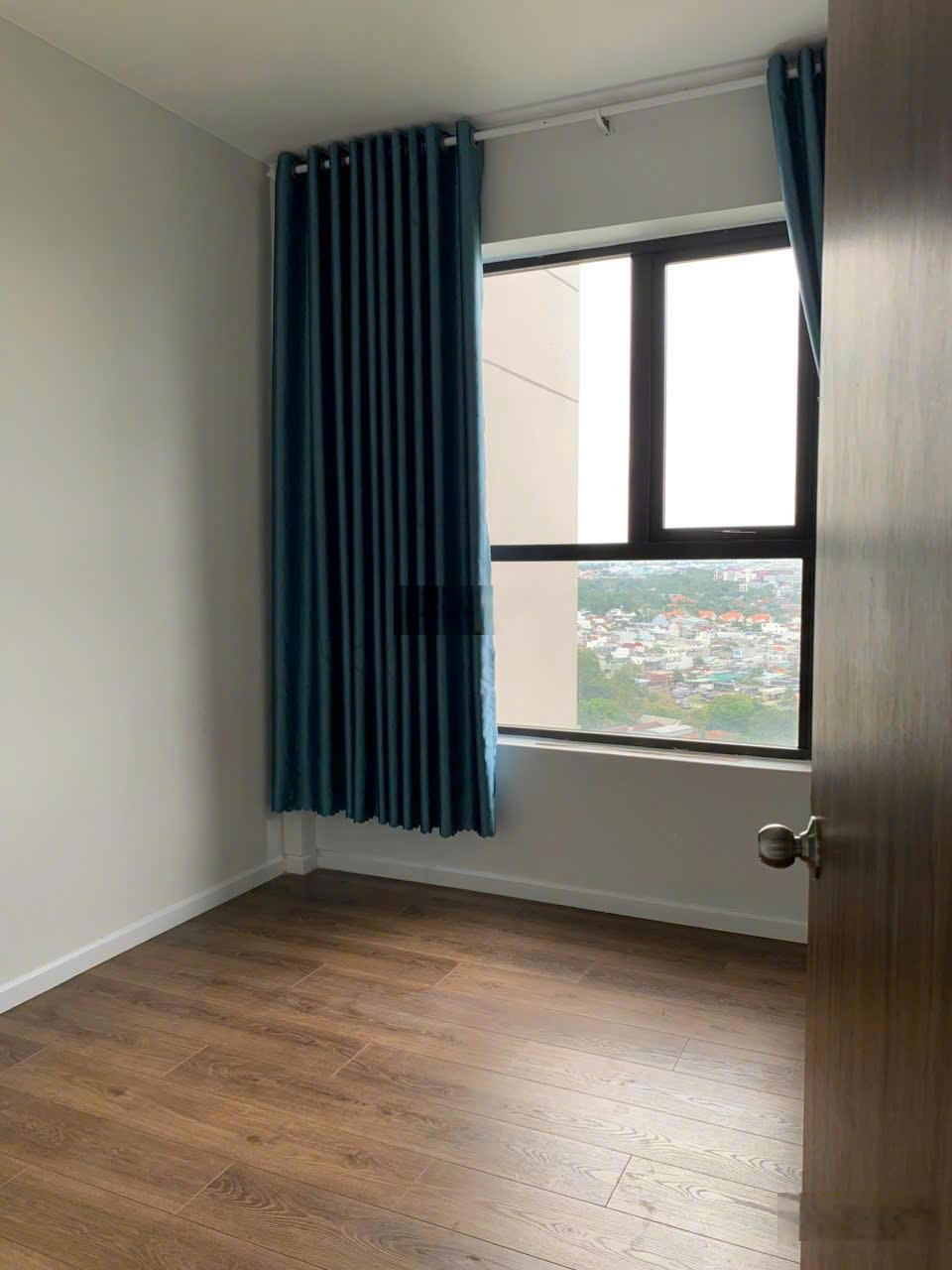 cho thuê căn góc duy nhất còn sót lại tại Opal Skyline, có nội thất giá chỉ 7tr