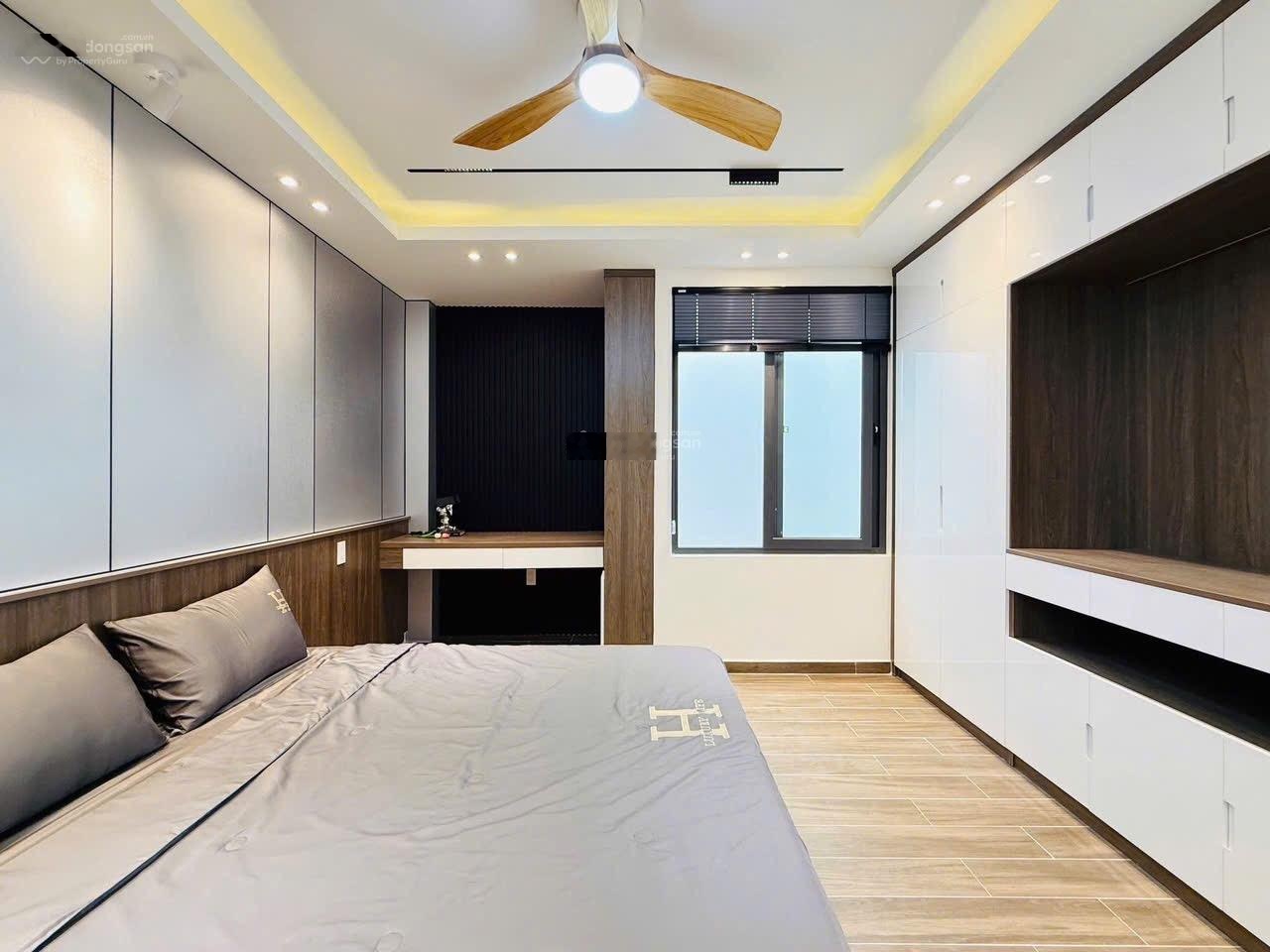 Hạ giá mạnh nhà Bạch Đằng P14 Bình Thạnh. 82,5m2 cách chợ Bà Chiểu 2 phút, cho thuê 29T