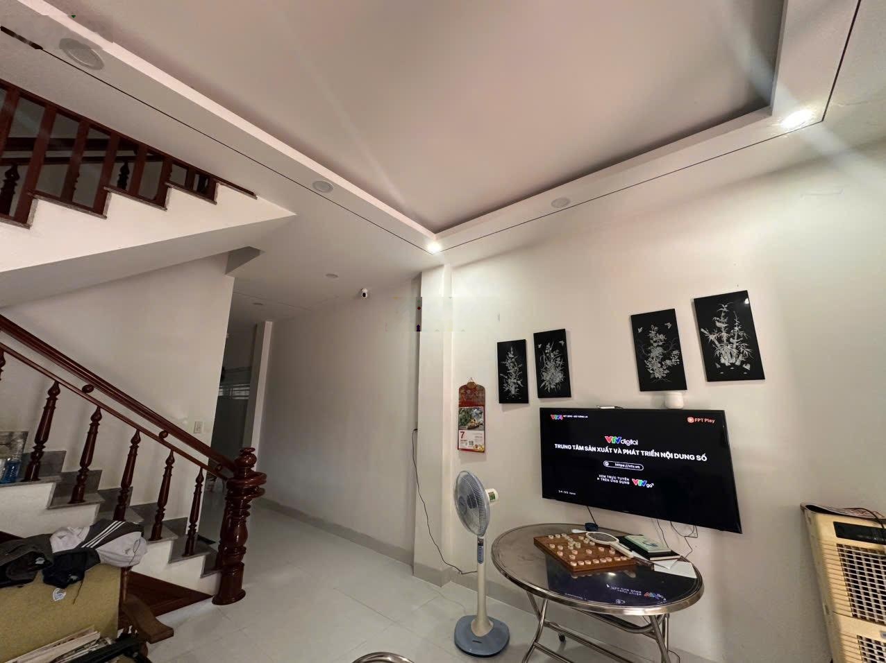 Bán nhà đối diện công viên KĐT Lê Hồng Phong 1 đã có sổ hồng giá chỉ 9,5 tỷ